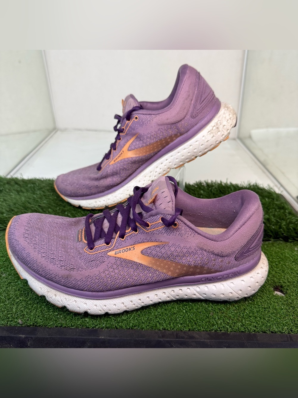 Brooks Glycerin 18 Women's Running Shoes Size 8.5 B (Medium) Purple